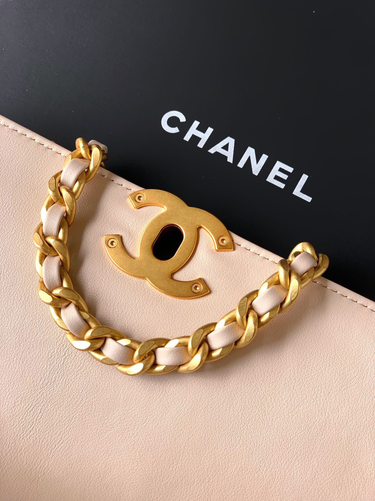 Chanel Briefcase 28cm-m-l-s