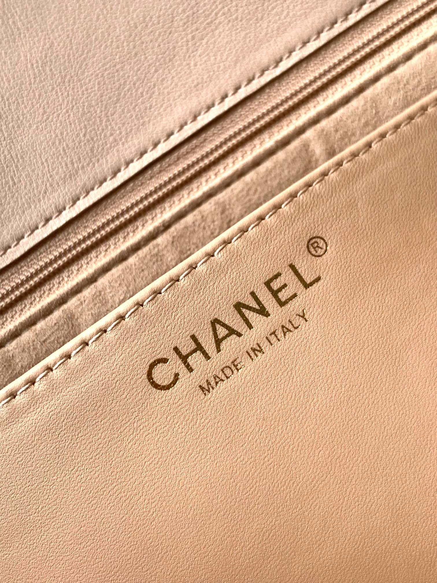 Chanel Briefcase 28cm-m-l-s