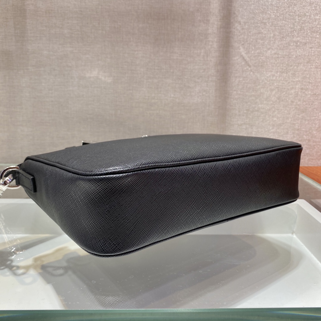 Prada Basic Bag Cow Leather M