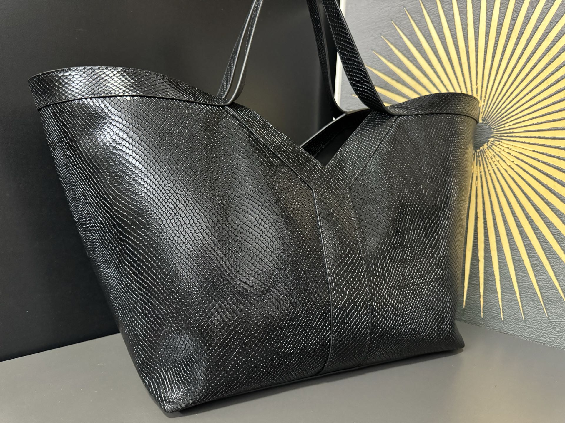 Tote Bag Cow Leather Black Large Capacity 16cm-s