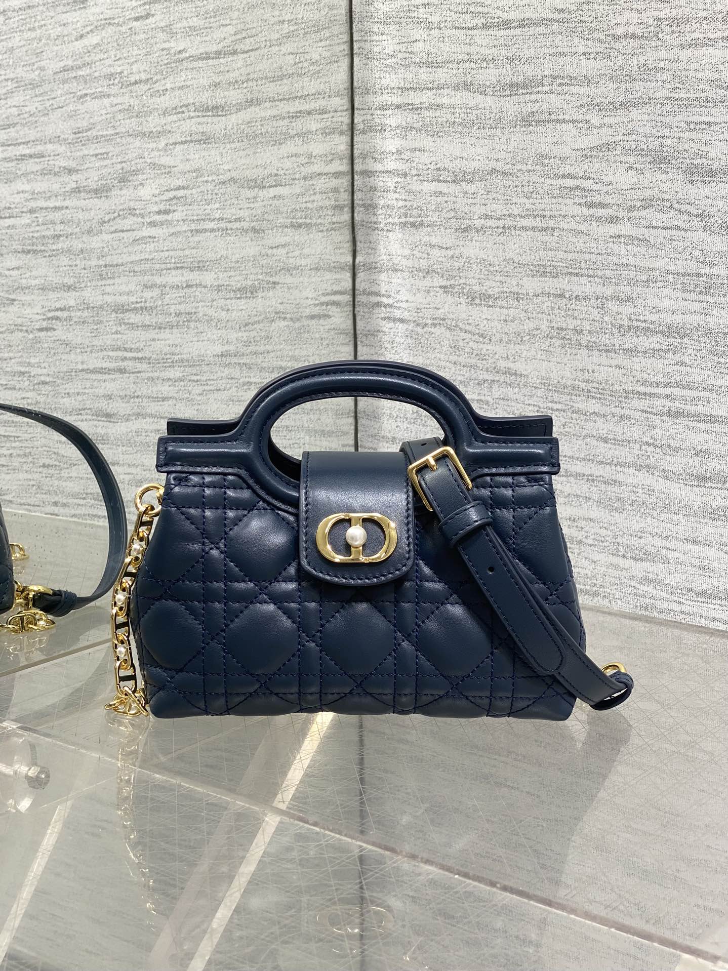 Basic Bag Blue 13cm-l-s