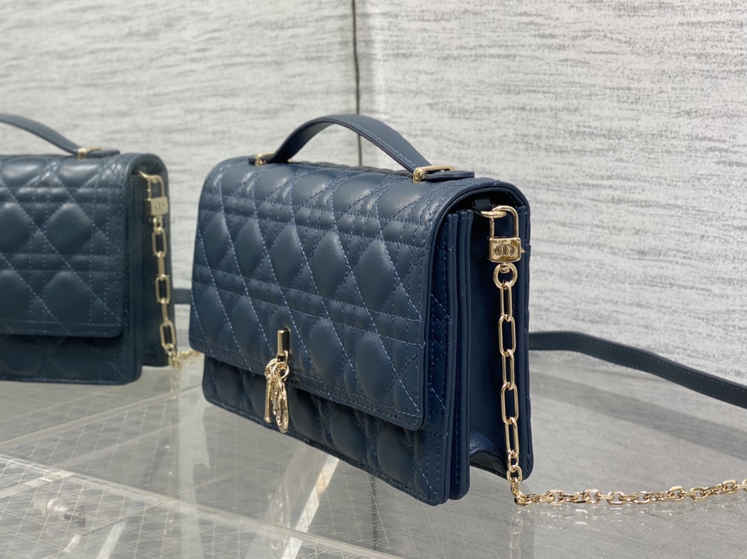 Clutch Bag Sheepskin S-14cm
