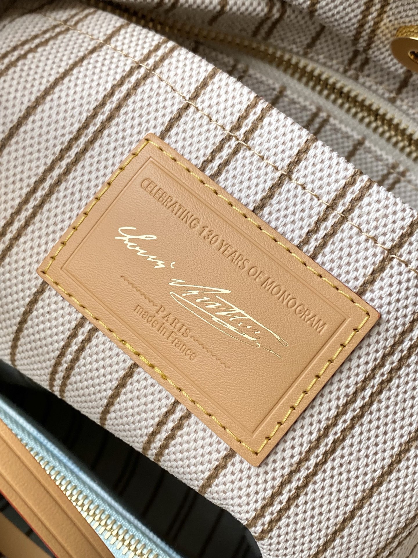 Louis Vuitton Basic Bag Cow Leather M-l