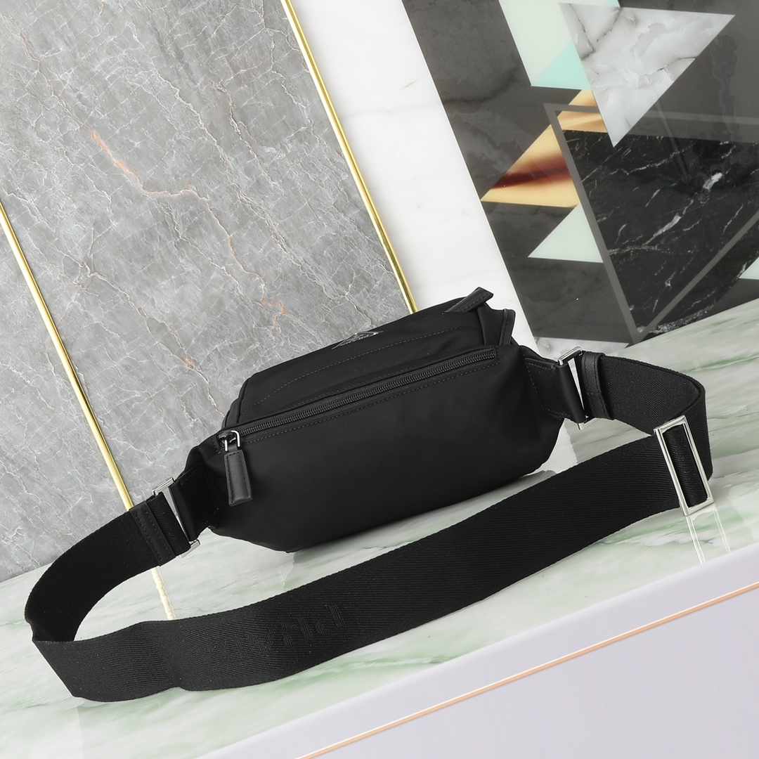Prada Shoulder Bag Nylon M-s
