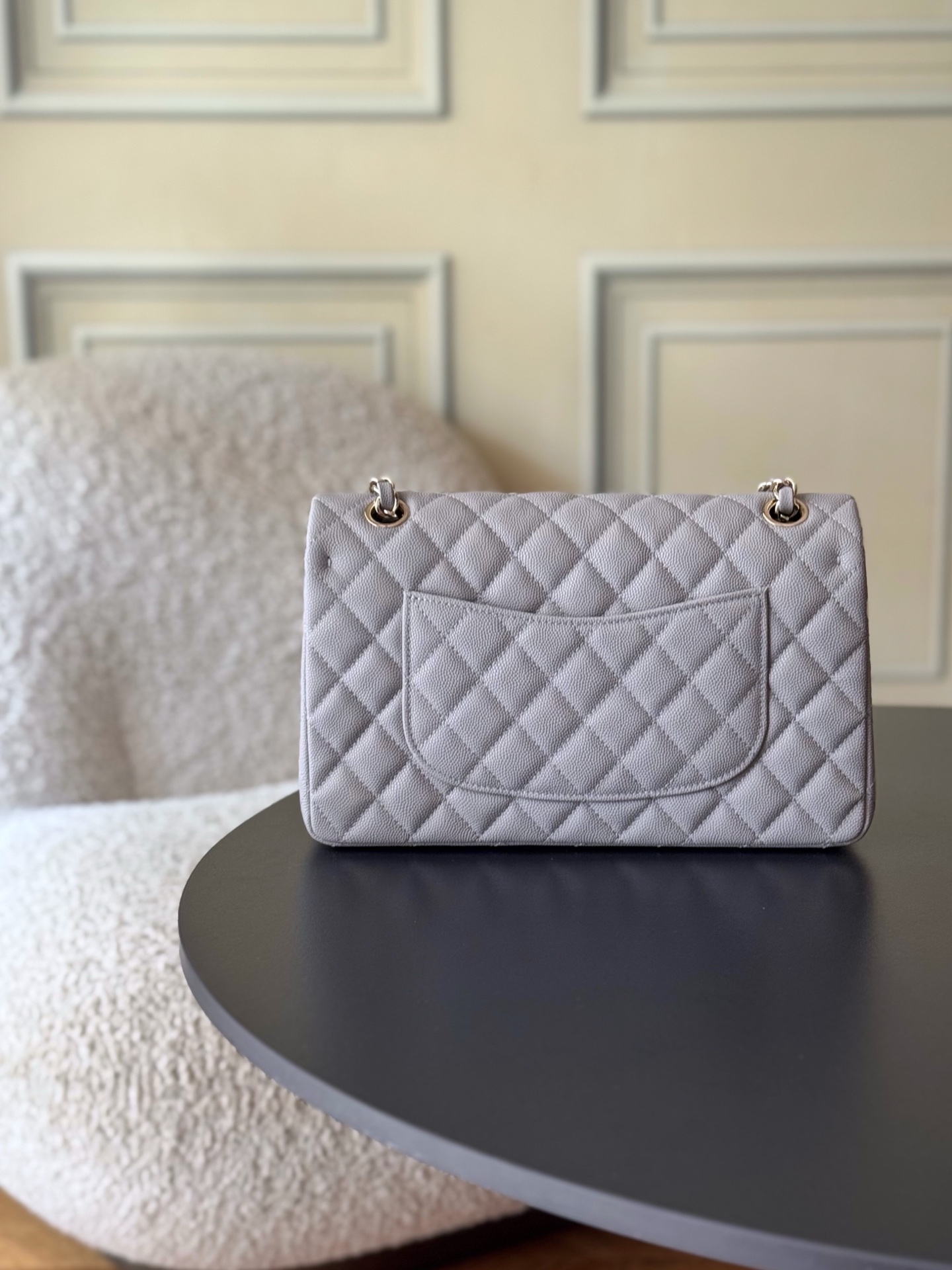 Chanel Basic Bag Sheepskin White M-l-s