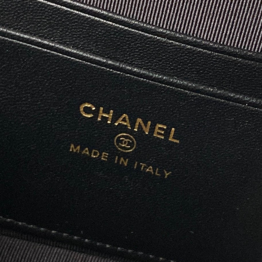 Chanel Clutch Bag Cow Leather Gold M