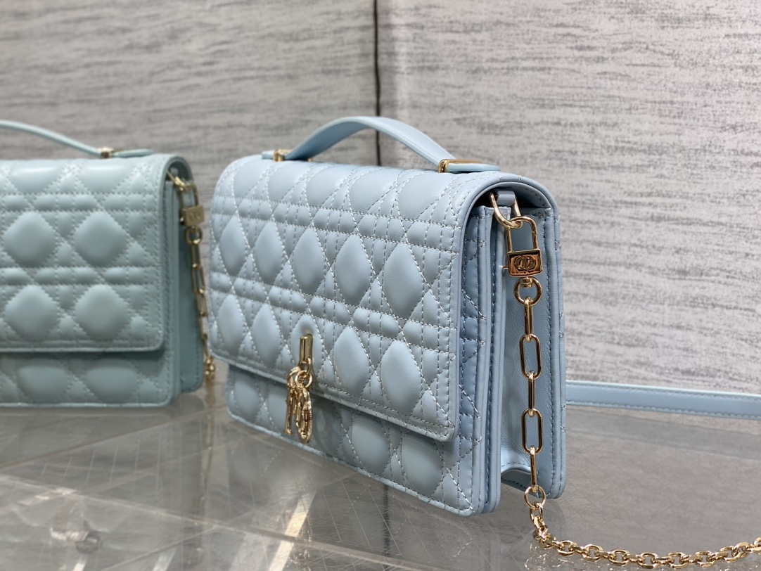 Clutch Bag Sheepskin S-14cm