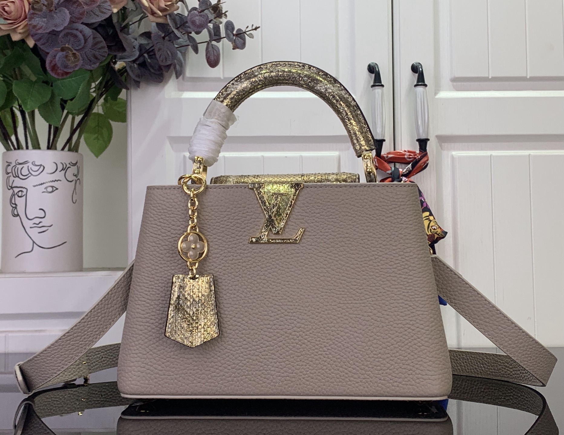 Louis Vuitton Basic Bag Gray M-s