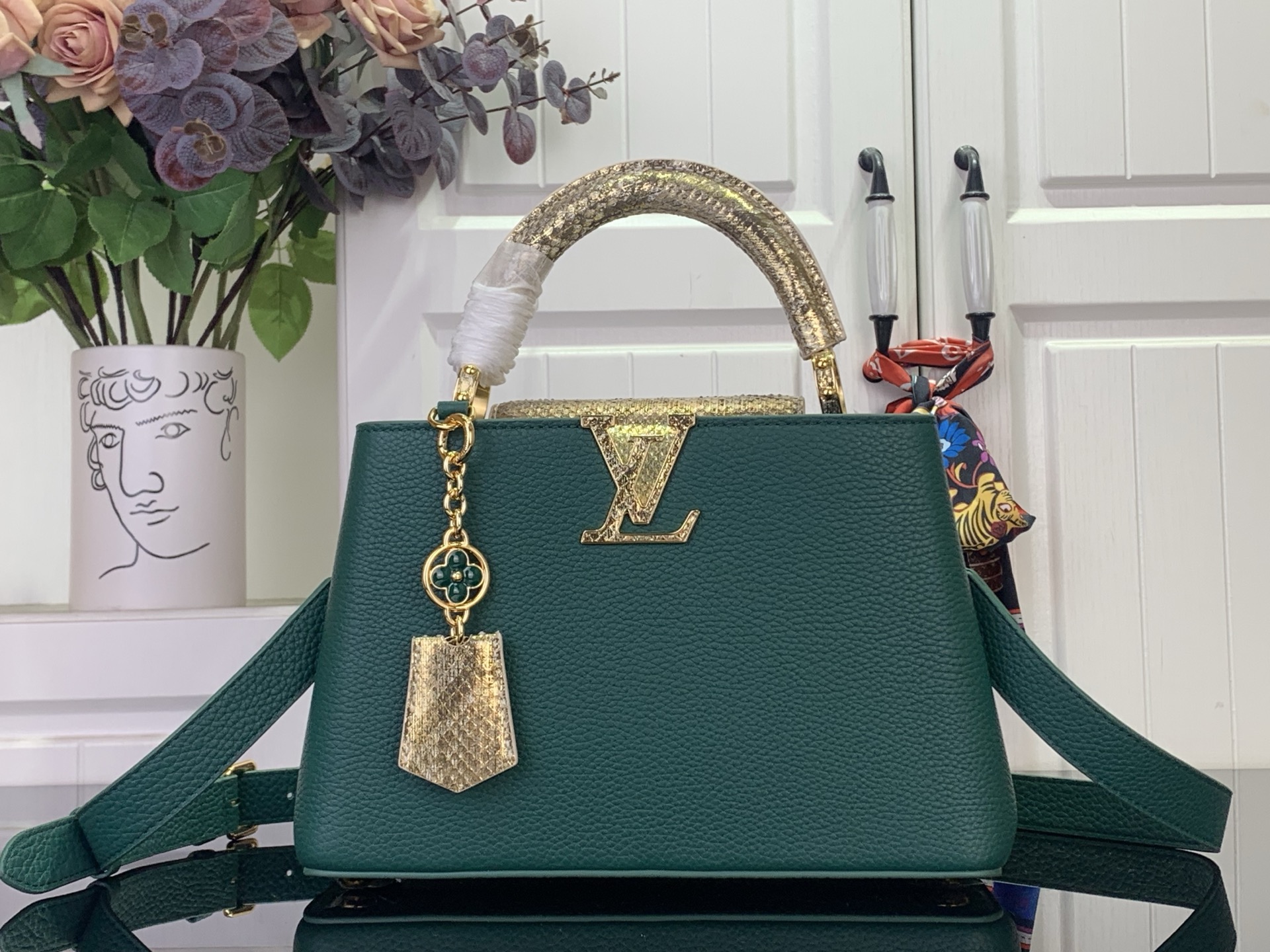 Louis Vuitton Basic Bag Green M-s