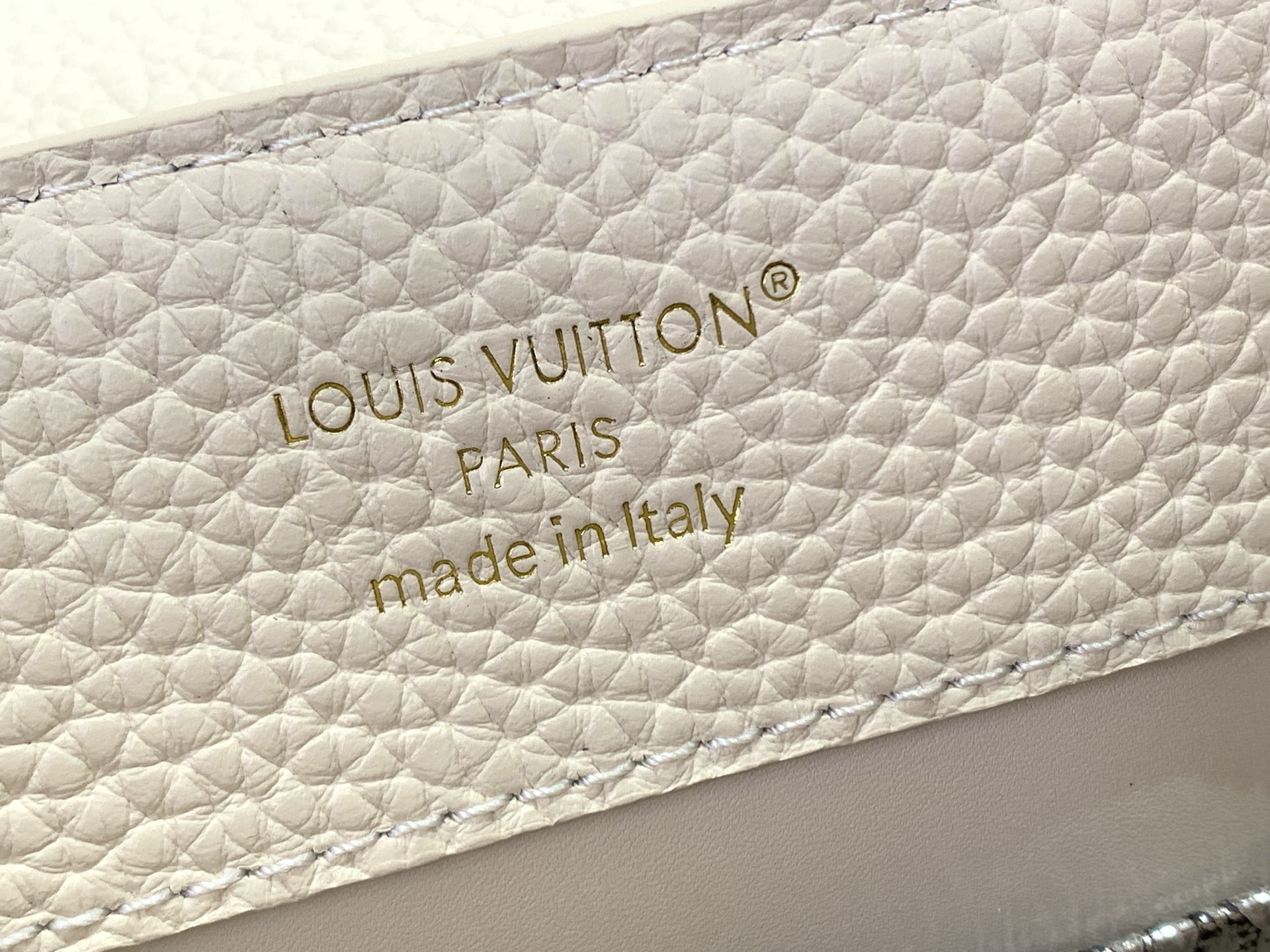 Louis Vuitton Basic Bag White M-s