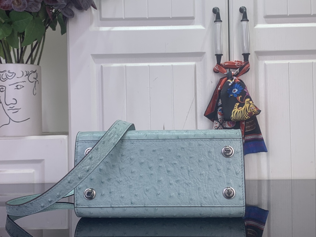 Louis Vuitton Basic Bag Cow Leather Blue M-l-s