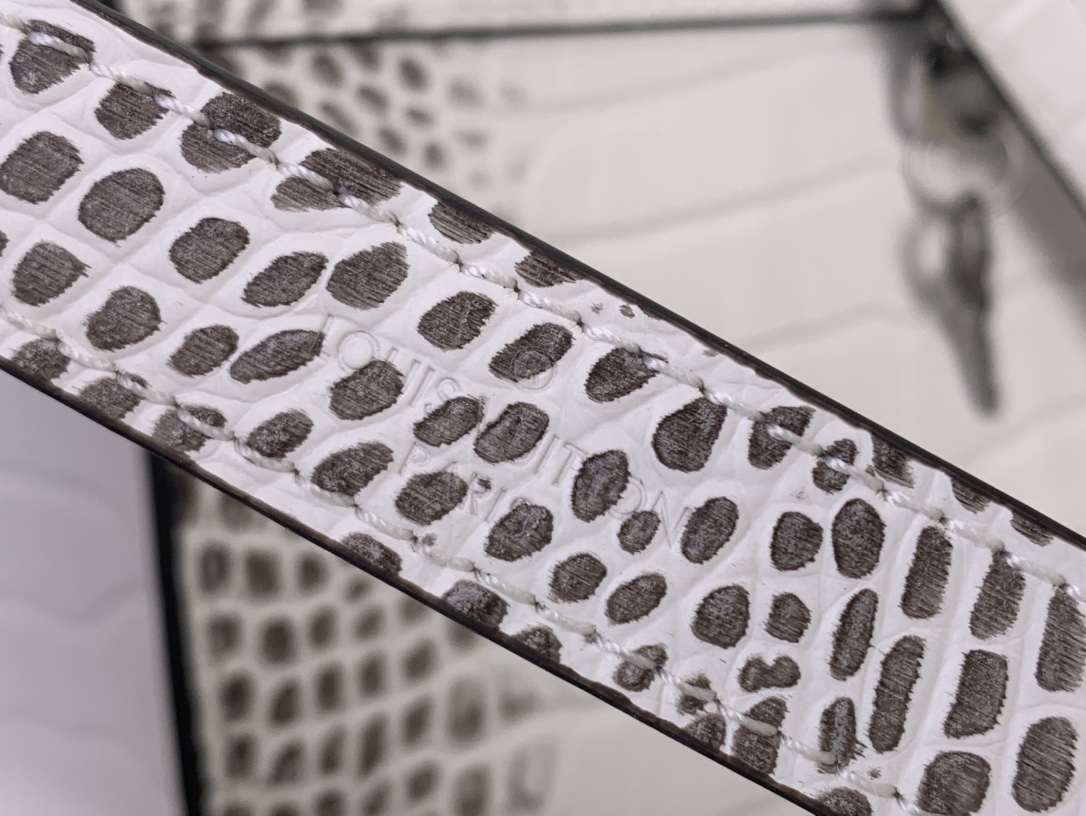 Louis Vuitton Basic Bag Cow Leather White M-l-s