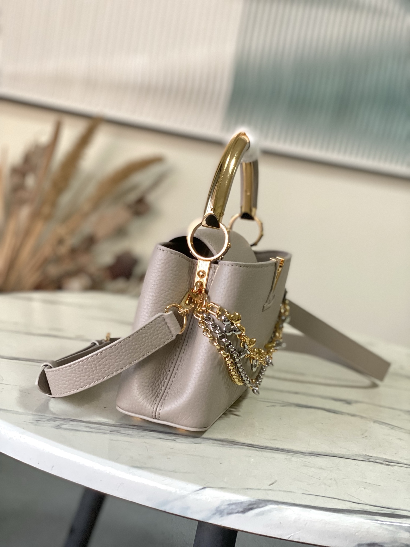 Louis Vuitton Basic Bag M-l-s