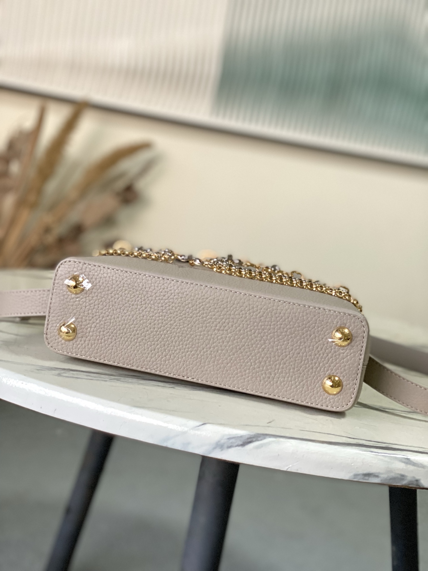 Louis Vuitton Basic Bag M-l-s