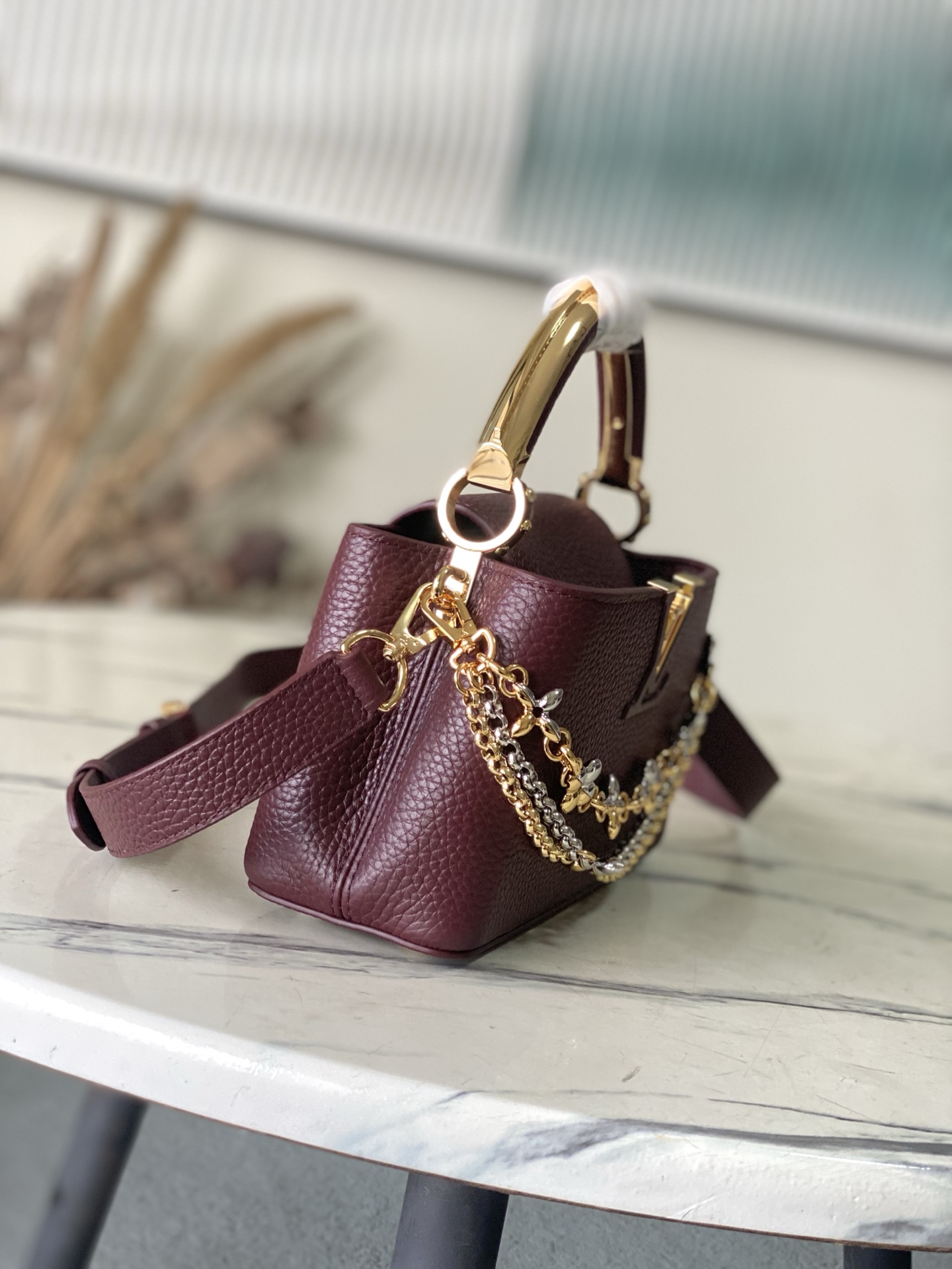 Louis Vuitton Basic Bag M-l-s