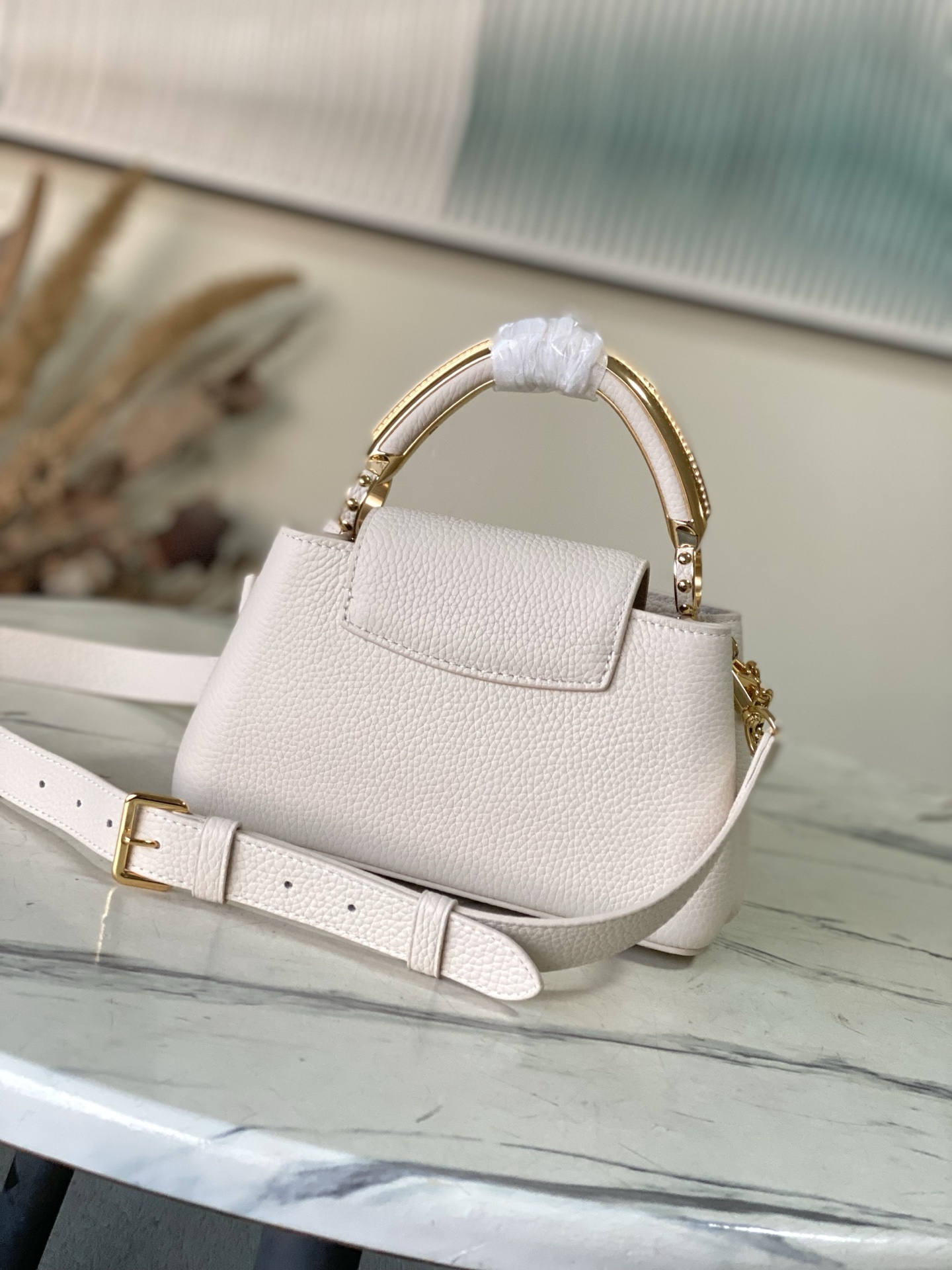 Louis Vuitton Basic Bag M-l-s