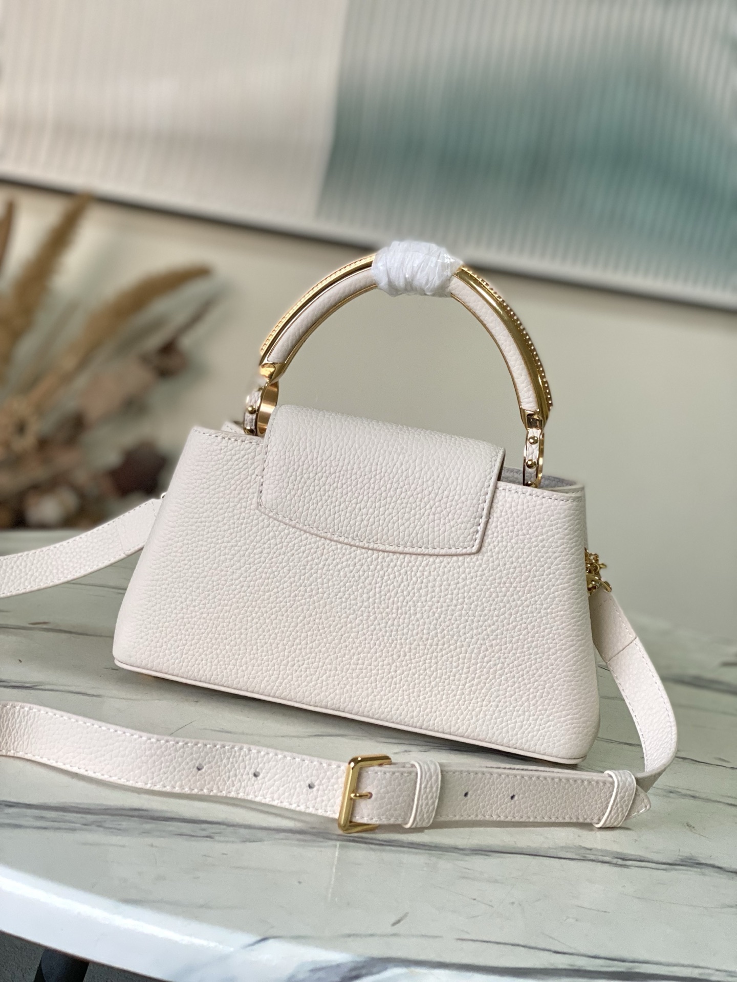 Louis Vuitton Basic Bag M-l-s