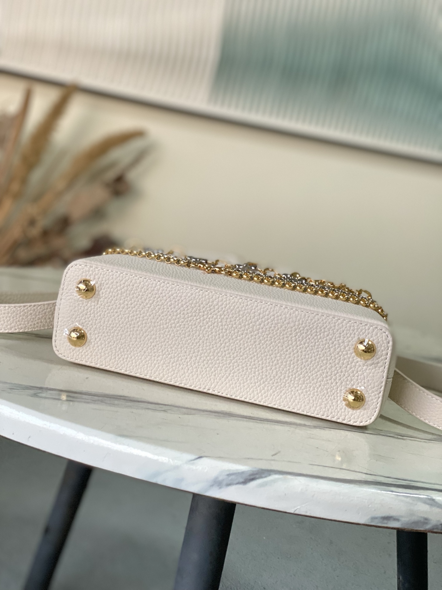 Louis Vuitton Basic Bag M-l-s