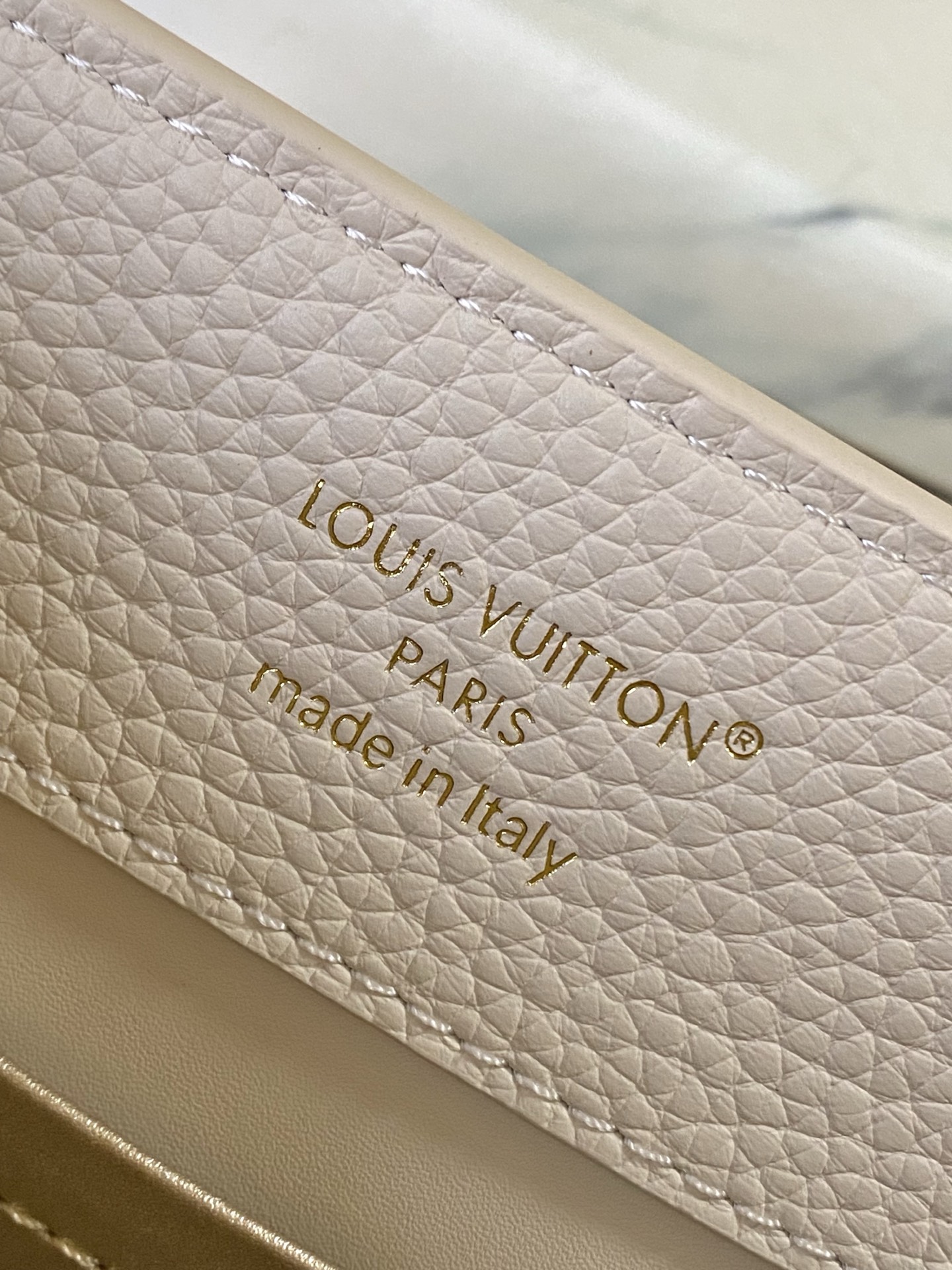 Louis Vuitton Basic Bag M-l-s
