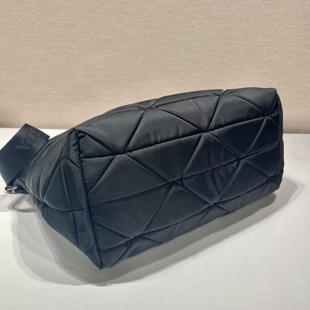 Prada Tote Bag Nylon M-16cm-s