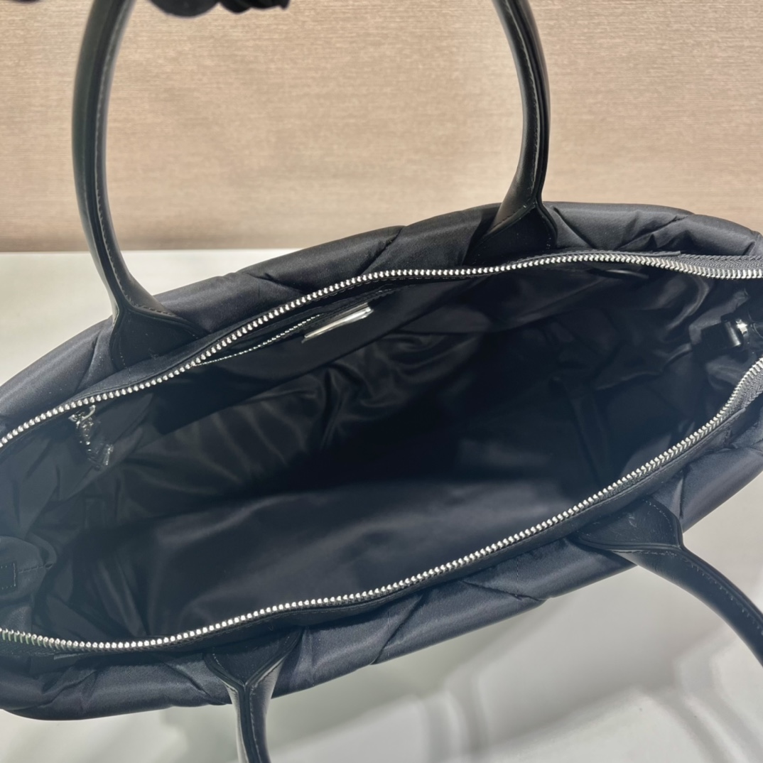 Prada Tote Bag Nylon M-16cm-s
