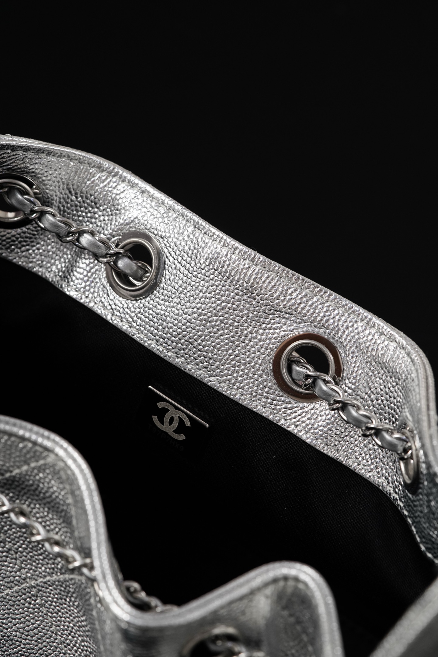 Basic Bag Cow Leather Black