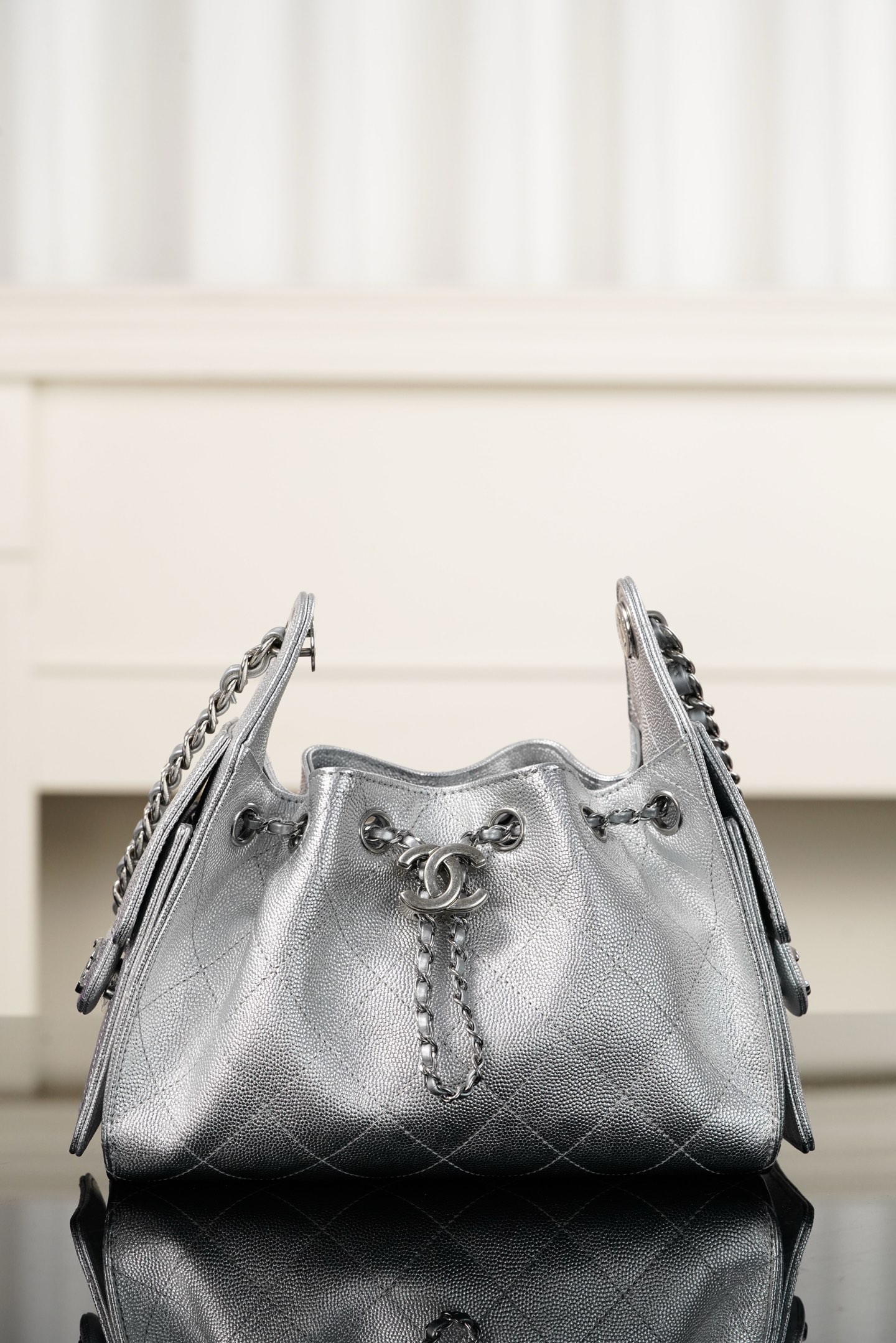 Basic Bag Silver Large Capacity