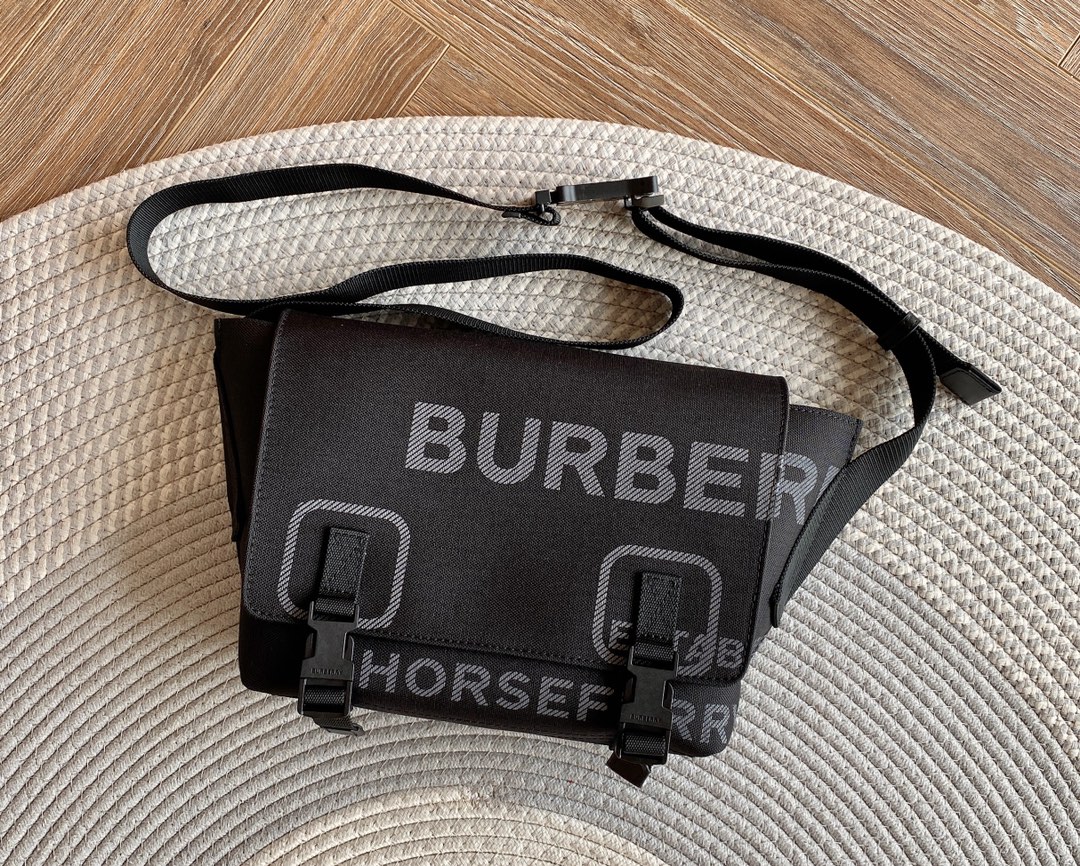 Messenger Bag