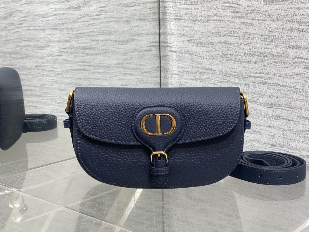 Basic Bag Cow Leather M-s