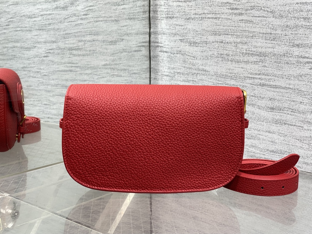 Basic Bag Cow Leather M-s