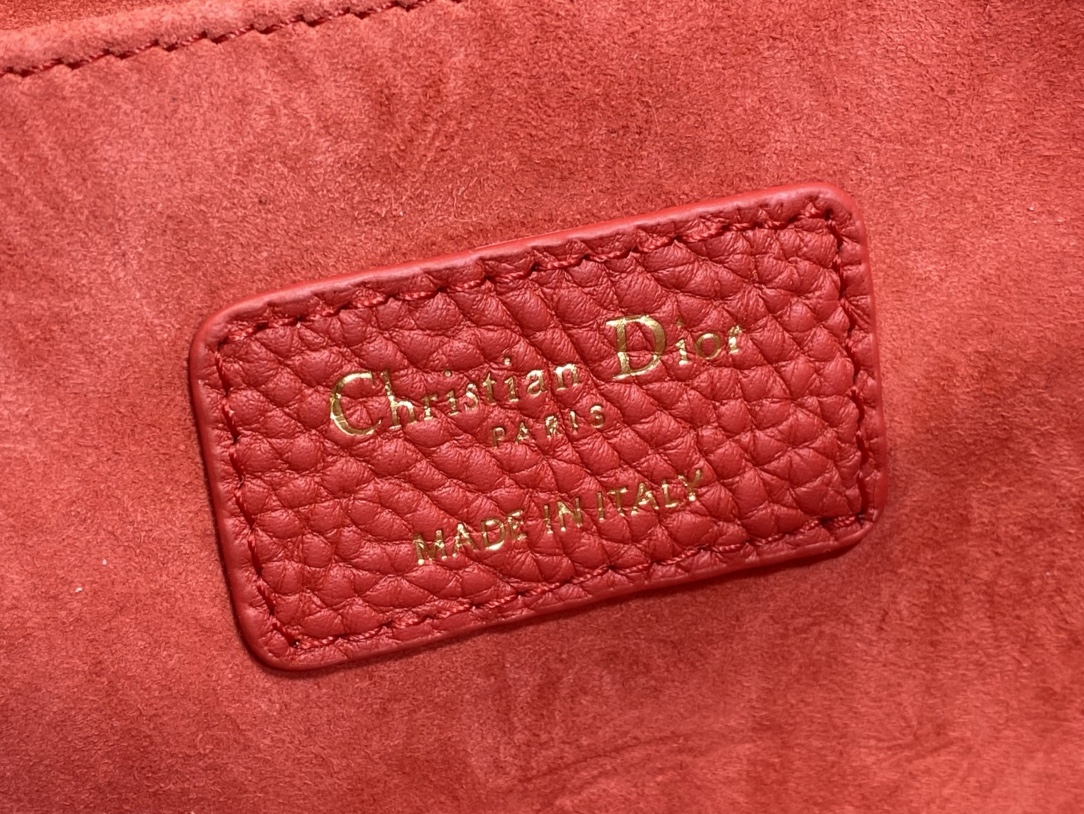 Basic Bag Cow Leather M-s