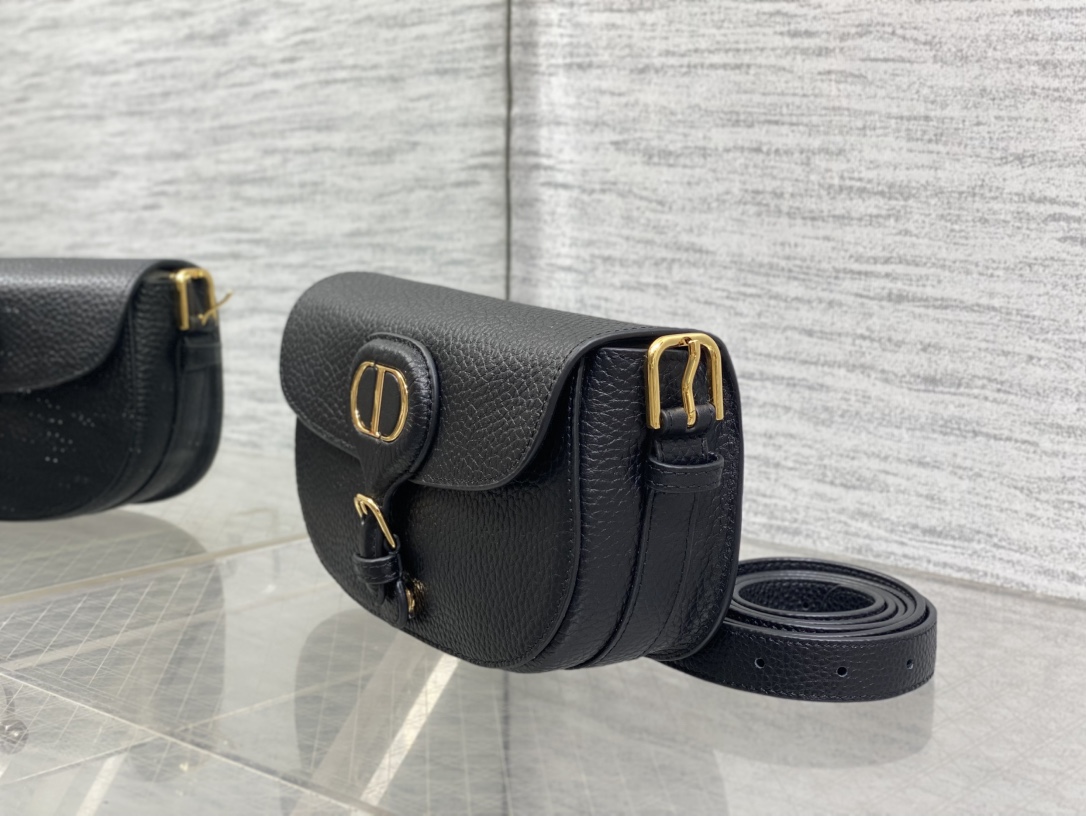 Basic Bag Cow Leather M-s