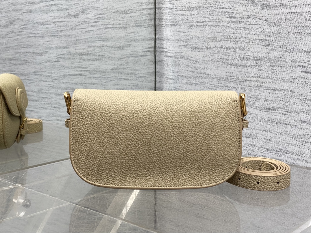 Basic Bag Cow Leather M-s
