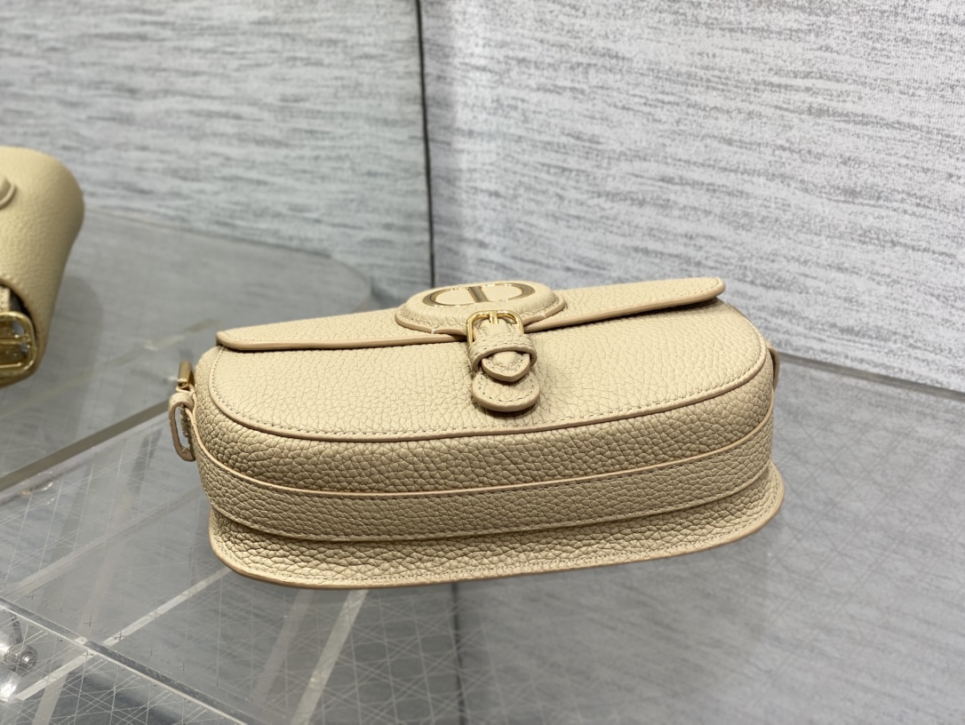 Basic Bag Cow Leather M-s