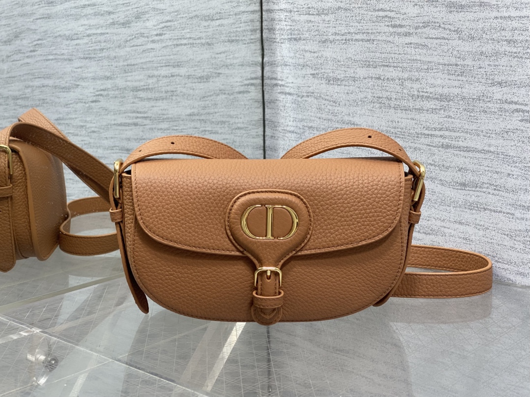 Basic Bag Cow Leather M-s