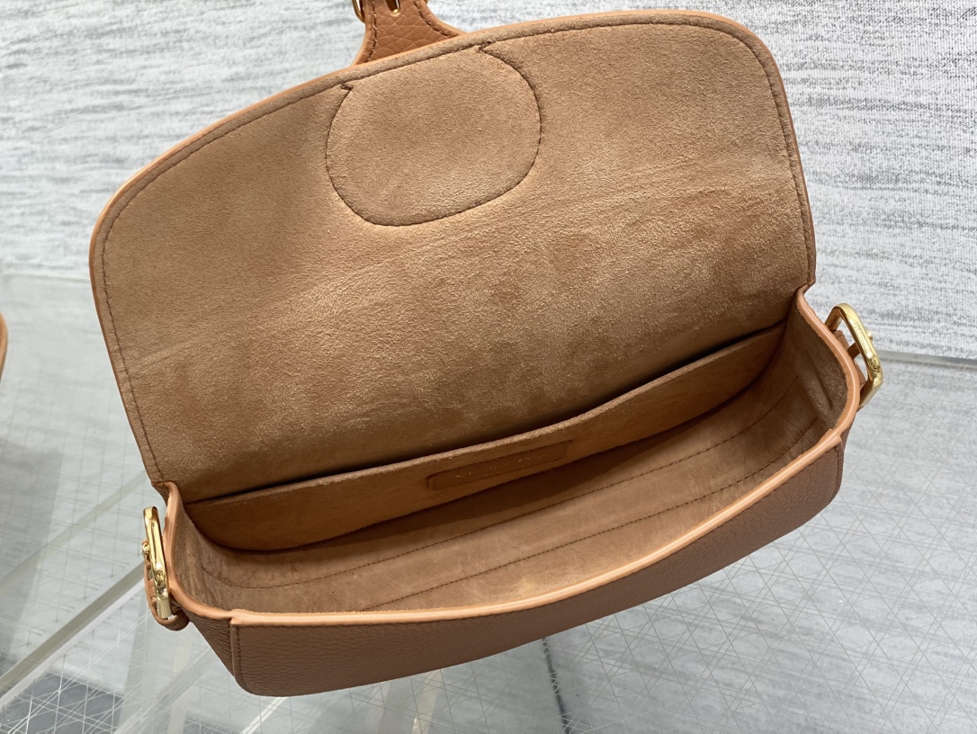 Basic Bag Cow Leather M-s