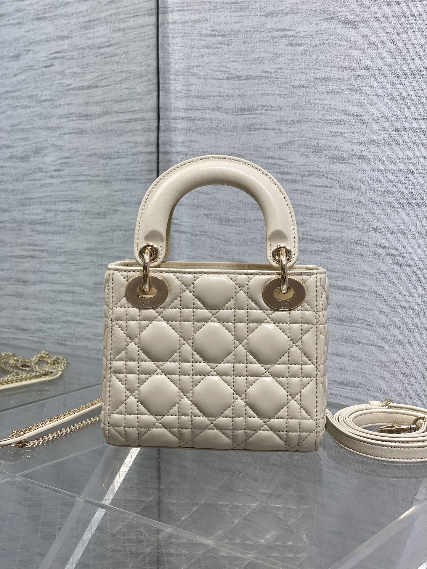 Chanel Female Basic Bag 15cm-l-s