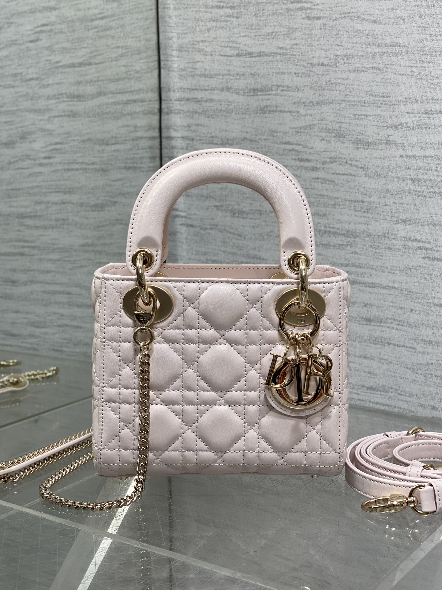 Chanel Female Basic Bag 15cm-l-s