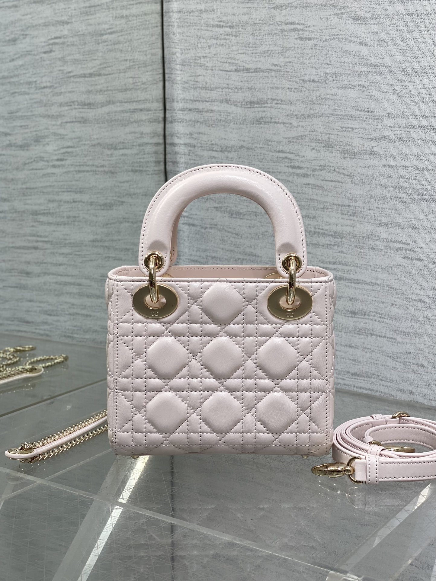 Chanel Female Basic Bag 15cm-l-s