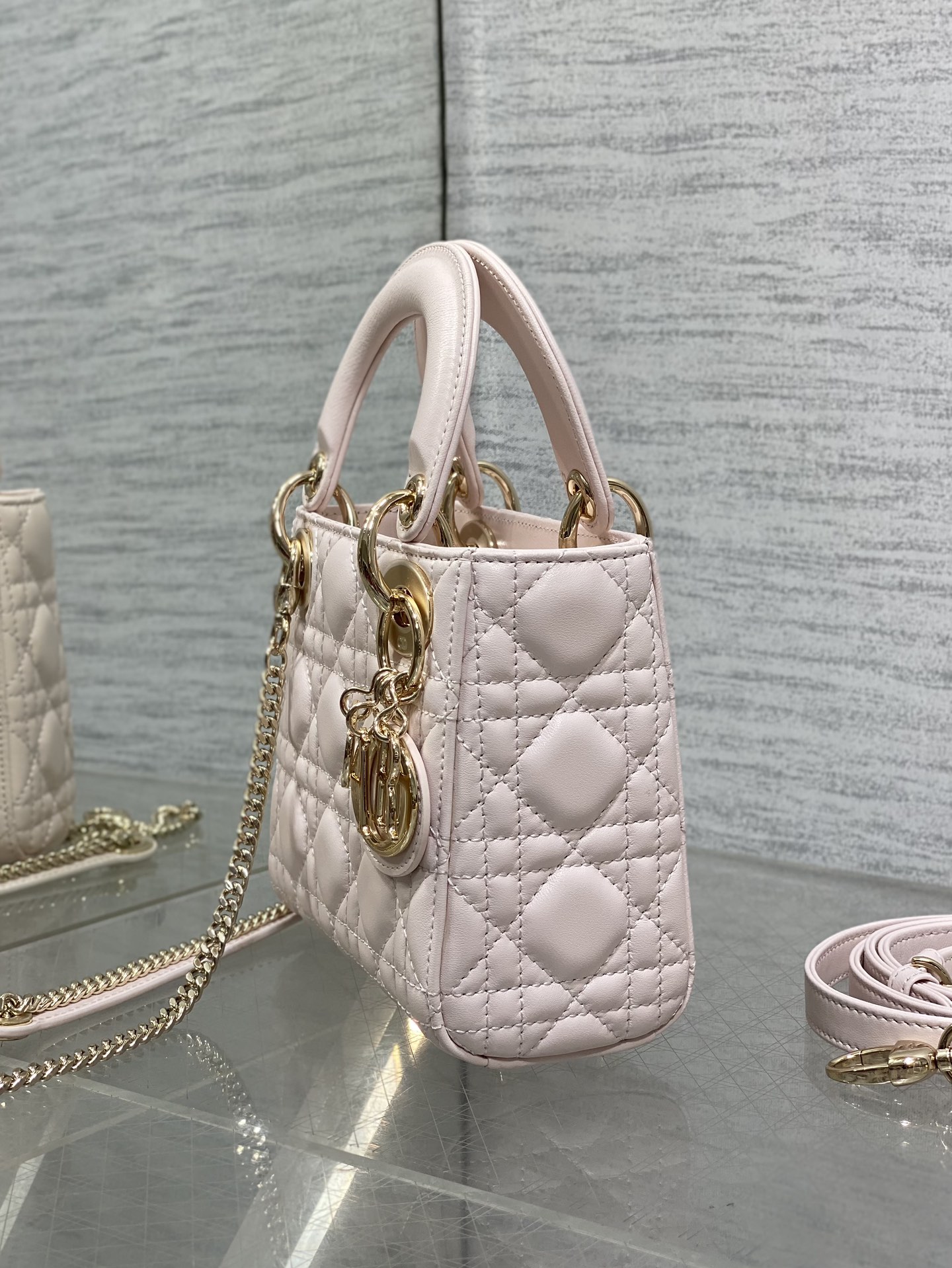 Chanel Female Basic Bag 15cm-l-s