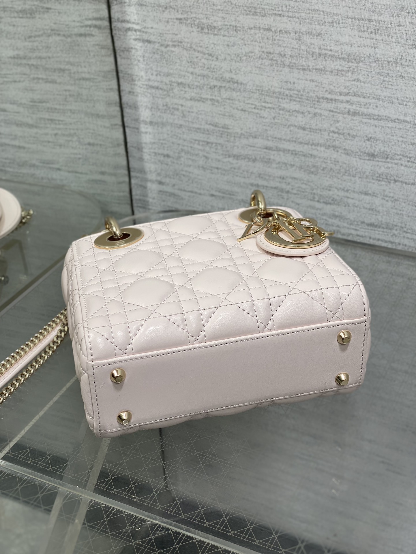 Chanel Female Basic Bag 15cm-l-s