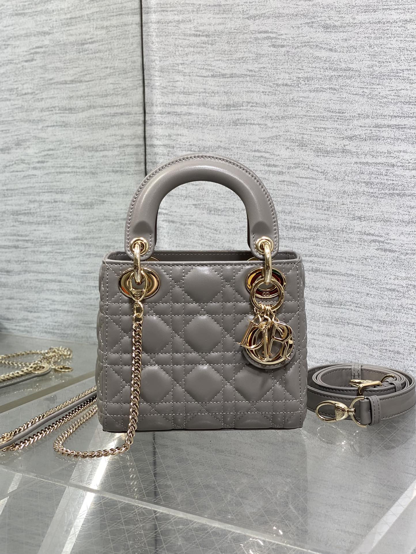 Chanel Female Basic Bag 15cm-l-s