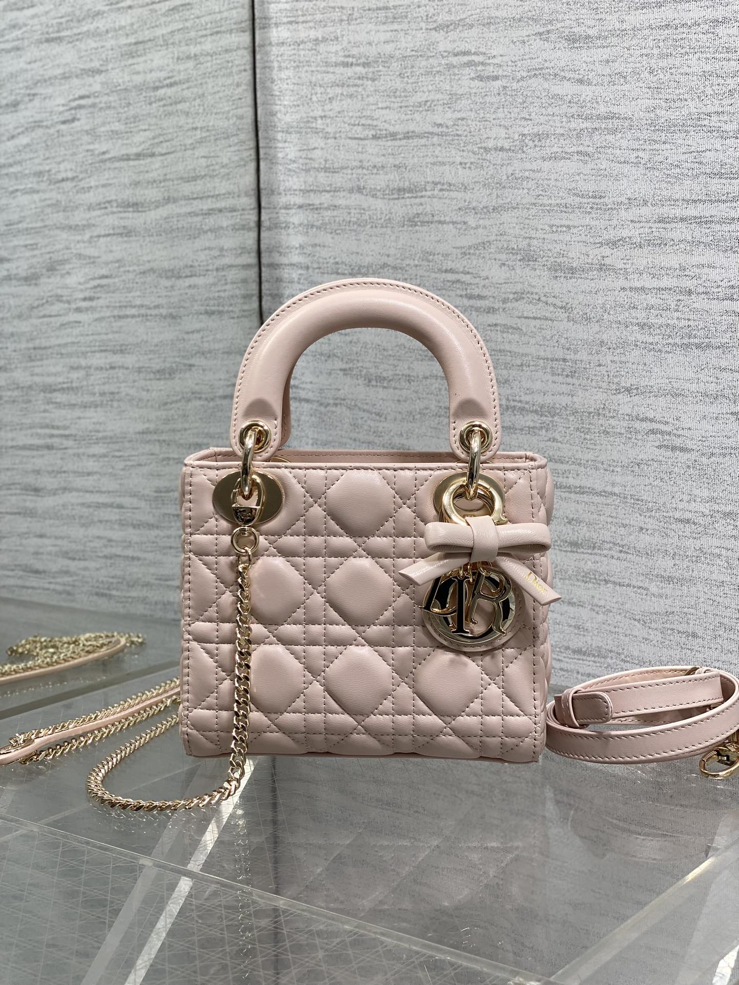 Chanel Female Basic Bag 15cm-l-s