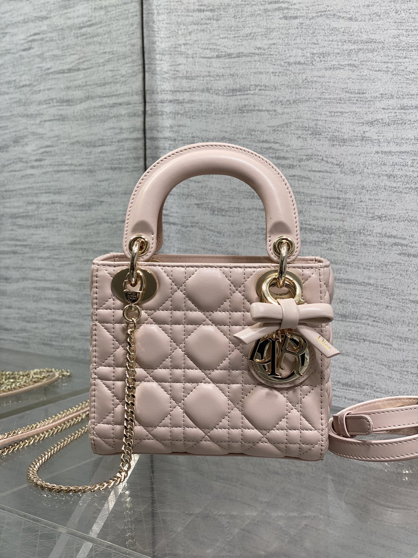 Chanel Female Basic Bag 15cm-l-s