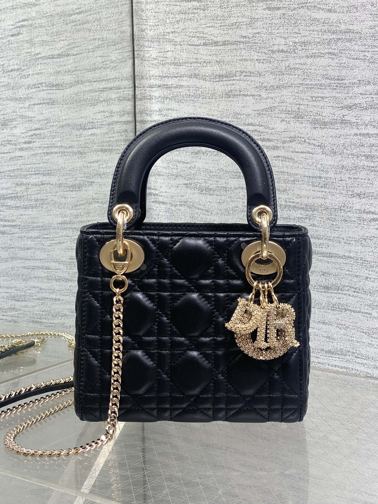 Chanel Female Basic Bag 15cm-l-s