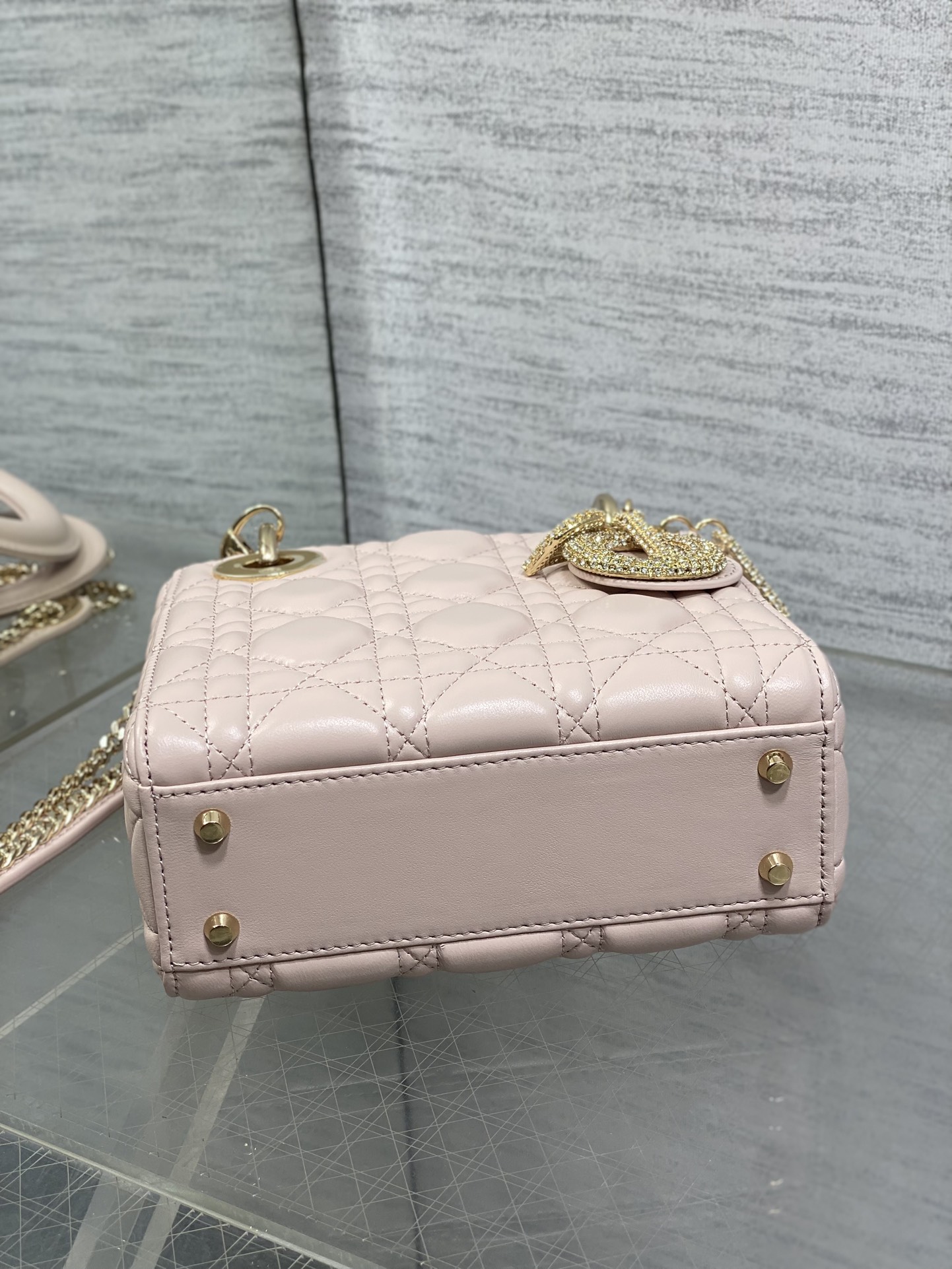 Chanel Female Basic Bag 15cm-l-s