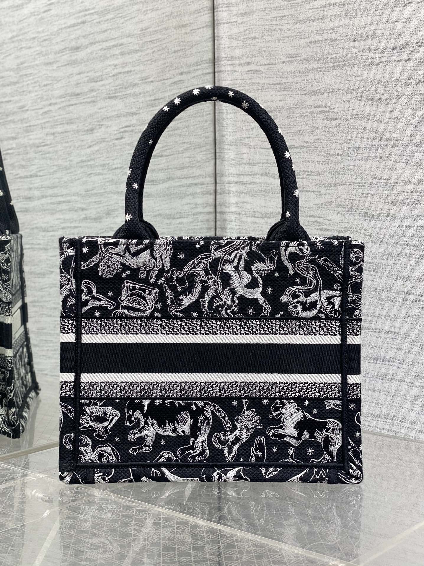 Dior Tote Bag Canvas M-s