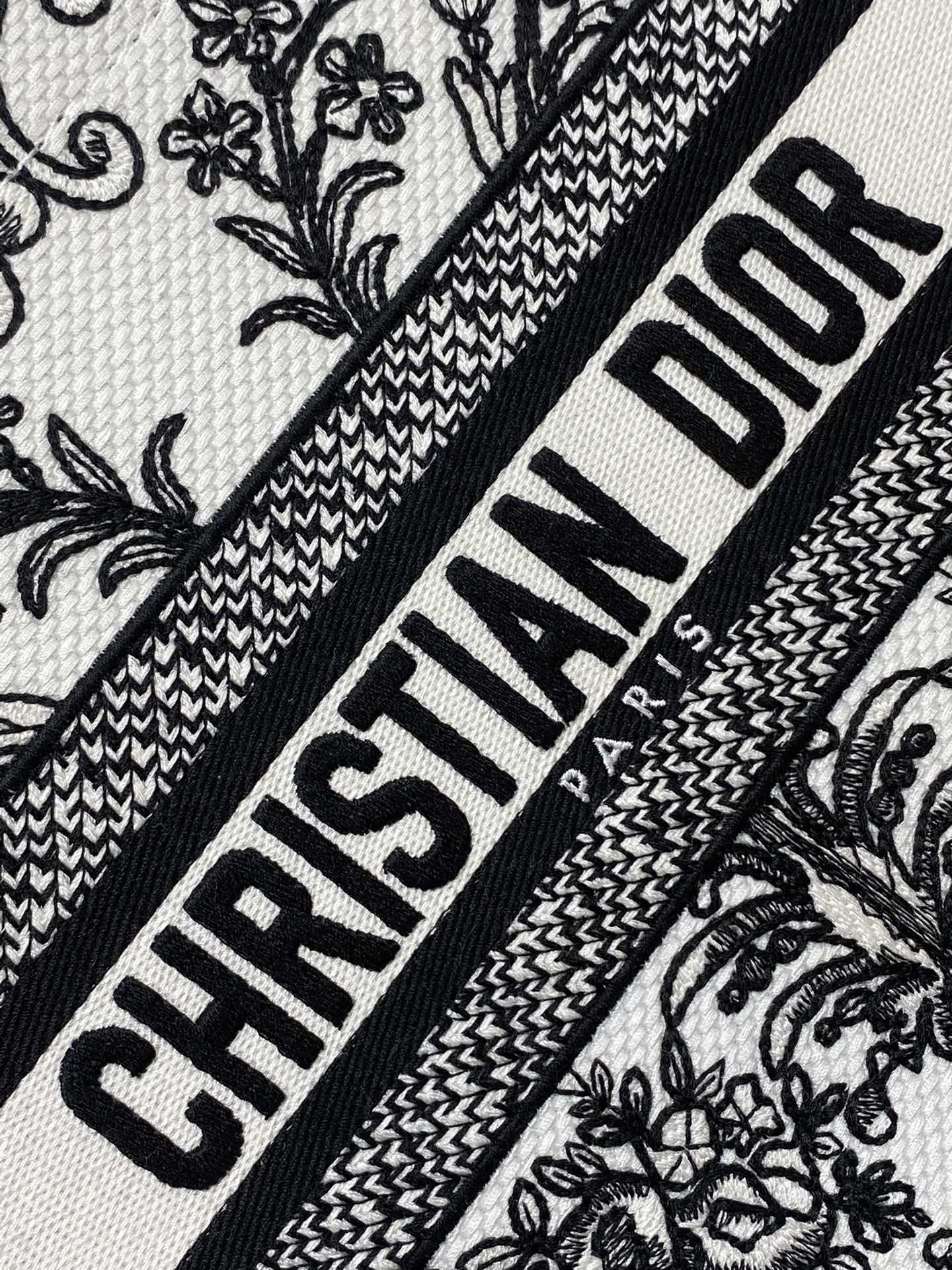 Dior Tote Bag Canvas M-s