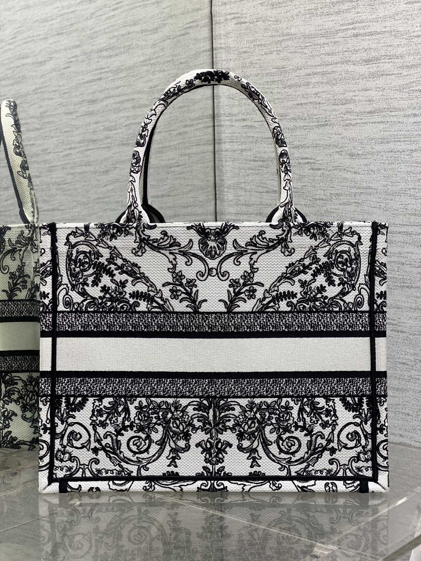 Dior Tote Bag Canvas M-s