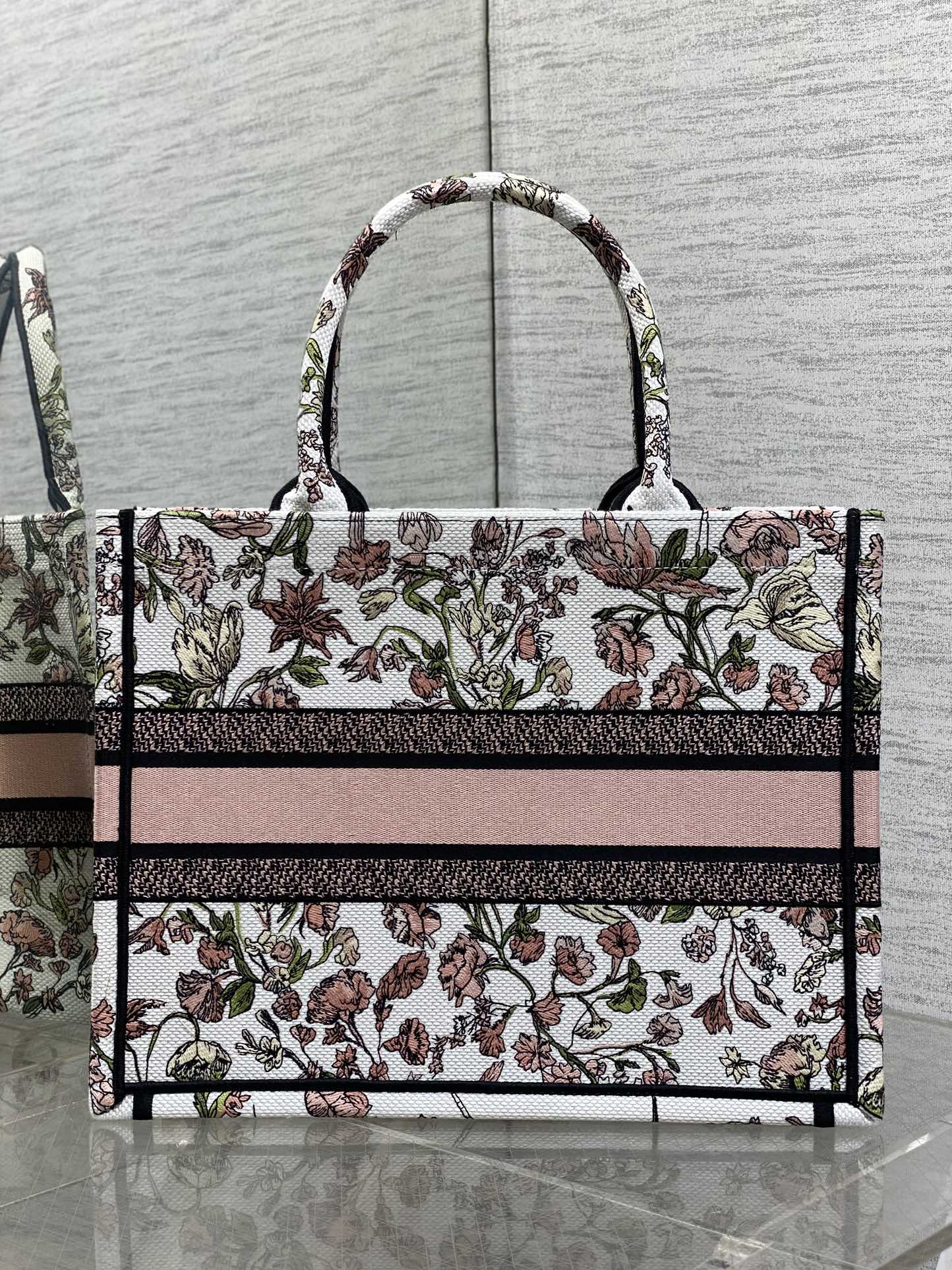 Dior Tote Bag Canvas Pink M-s